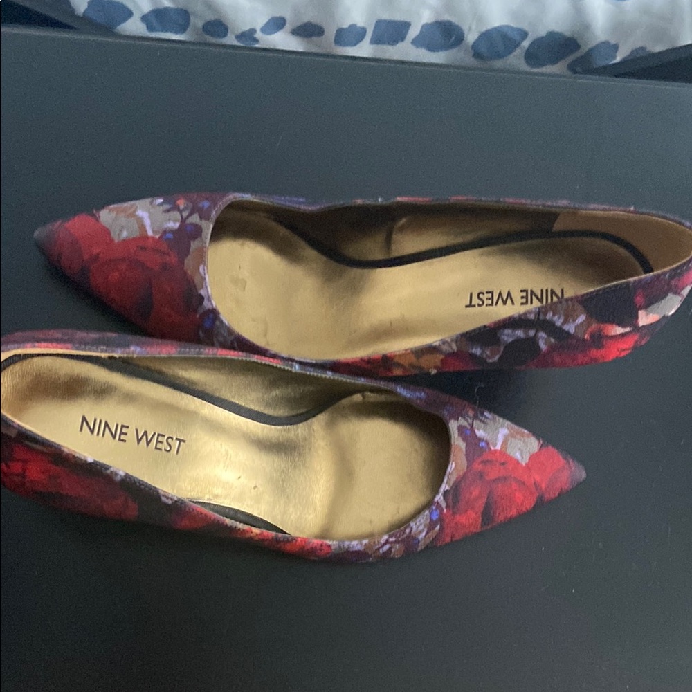 Nine West Women's Floral Flats - Red and Purple